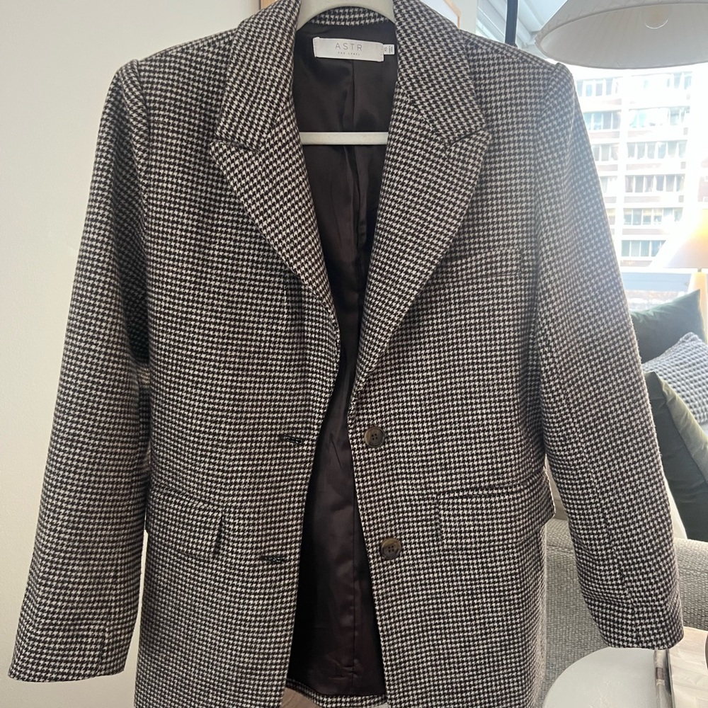 Astr Brown and White Checkered Blazer (oversized)